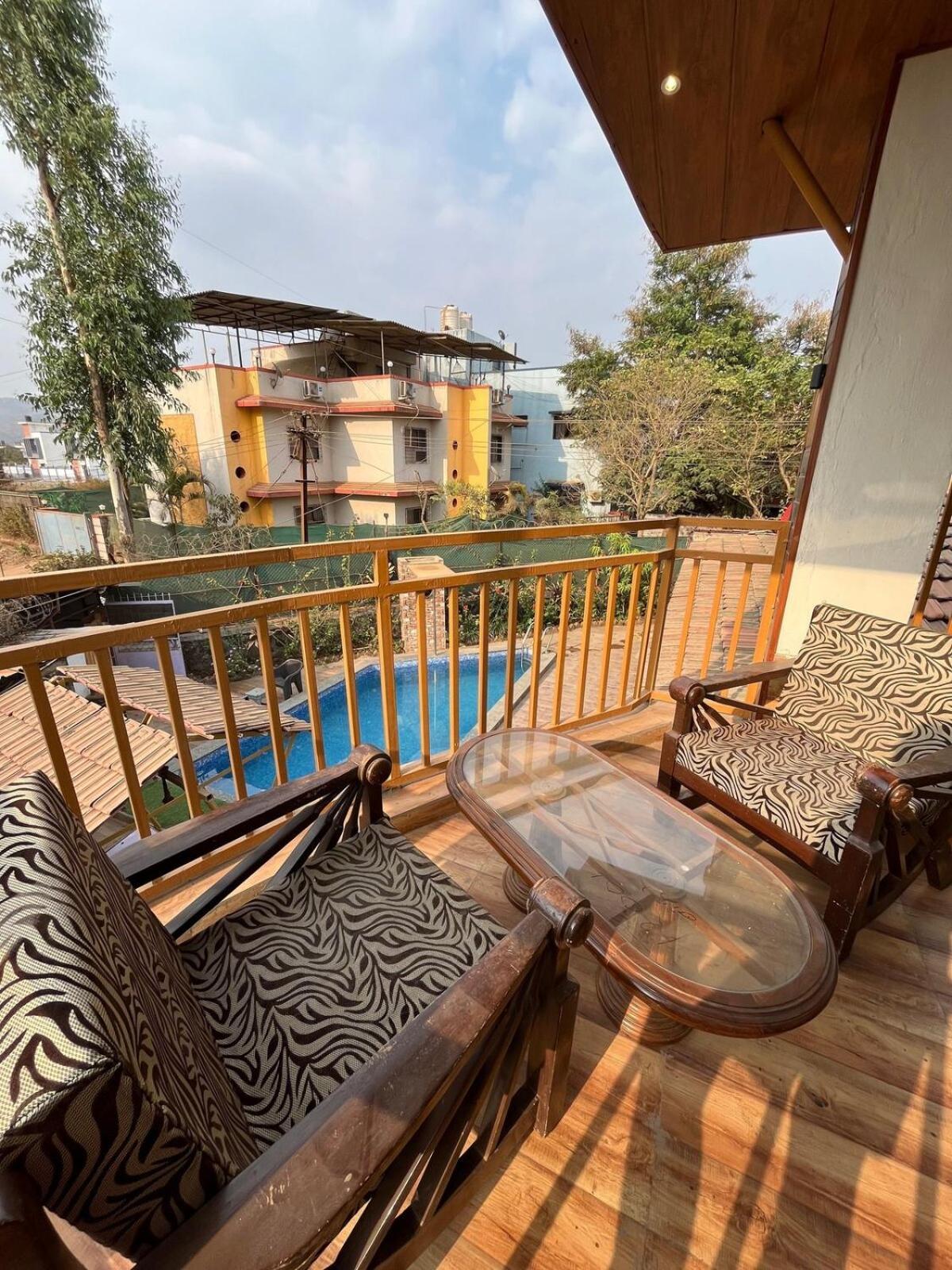 Govind Villa - 3Bhk Penthouse Suite With Pool Splash Lonavala Exterior photo